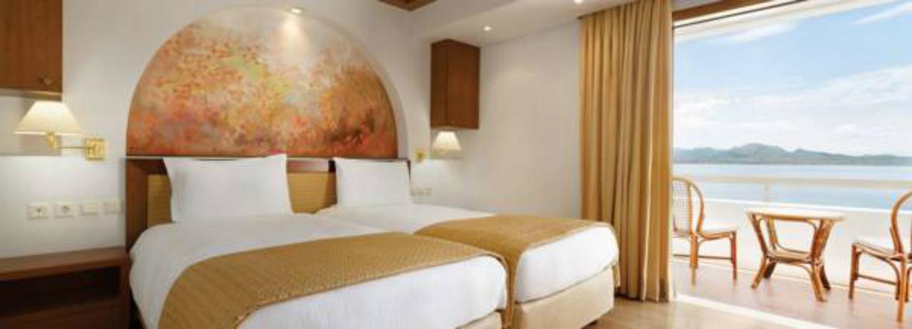 Ramada Loutraki Poseidon Resort מראה חיצוני תמונה